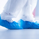 Nitras Medical 4220 CPE-Überschuhe, gehämmert, ca. 30 µ | Inhalt: 100 Stück
