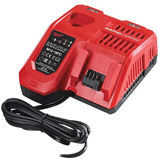 Milwaukee M12-18FC Akku-Ladegerät